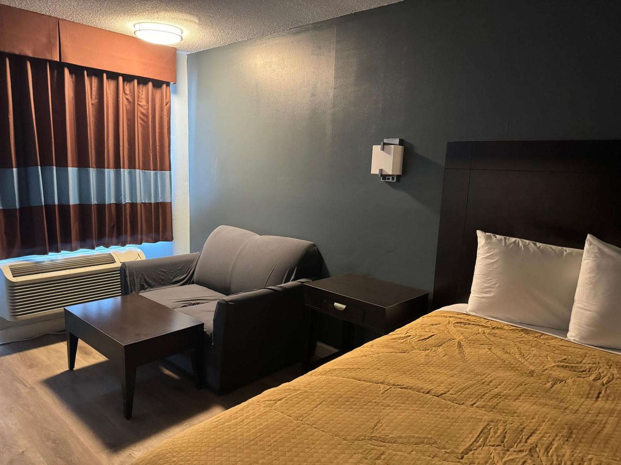 Red Carpet Inn & Suites - Данвілл Екстер'єр фото
