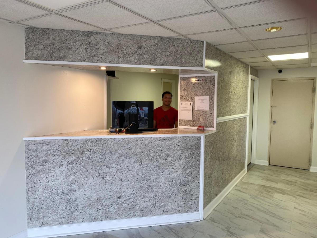 Red Carpet Inn & Suites - Данвілл Екстер'єр фото